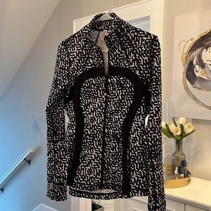 Lulu lemon Logo Track Jacket- size 8